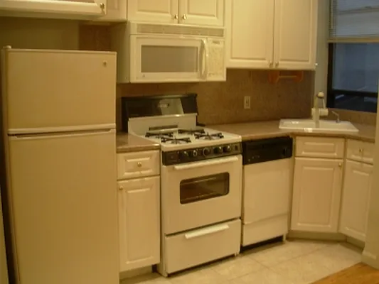 Rented by Citi Habitats | media 42