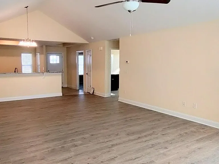 Big wide open Great Room - angle 2