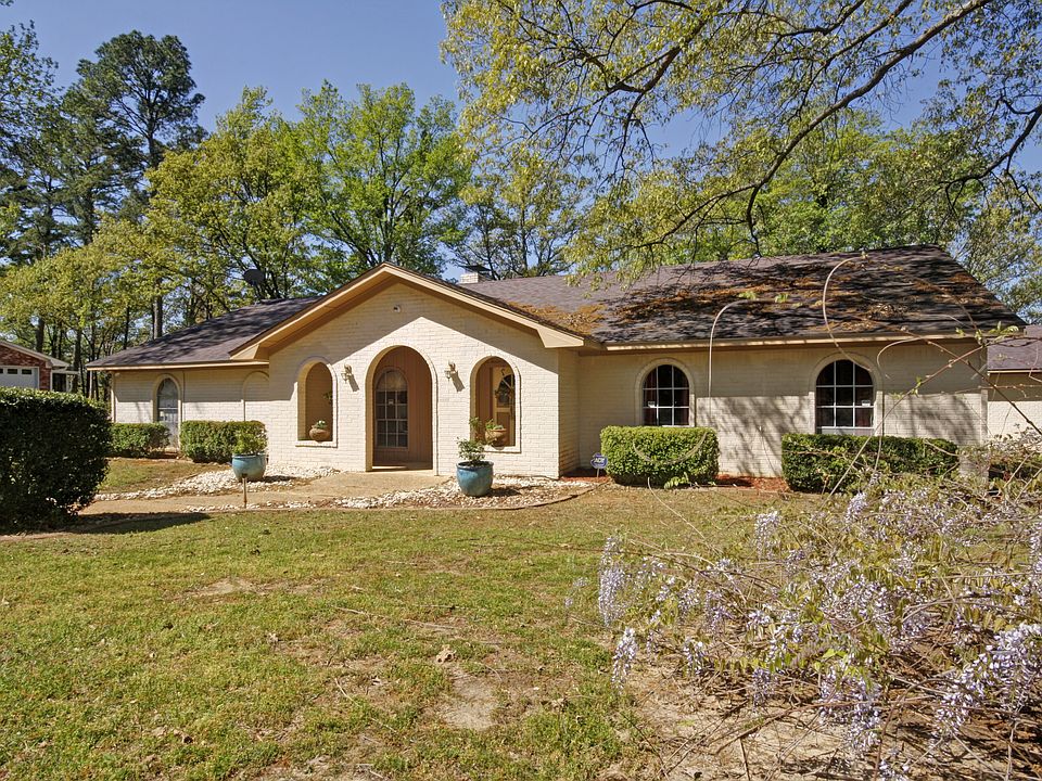 1st image of 2409 Rollingwood Dr