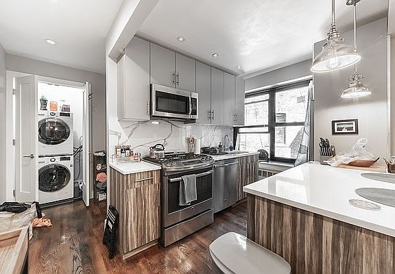 2nd image of 116 E 19th St APT 2C