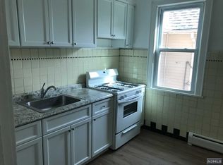 41 Ridgefield Ave APT 2F, Ridgefield Park, NJ 07660
