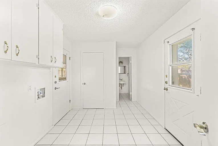 1376 Poppy Ln — Photo 23