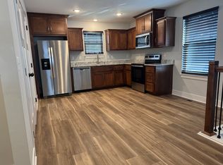 1205 SW Locust St #A, Oak Grove, MO 64075