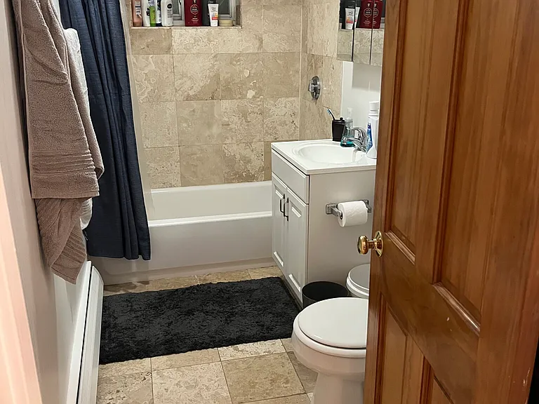 61 Selkirk Rd #4 — Photo 12