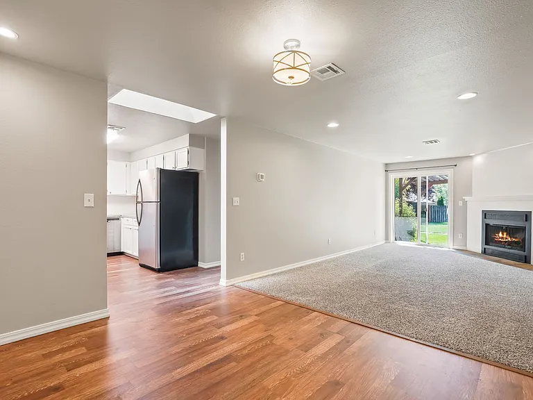 973 E Congress St #1 — Photo 4