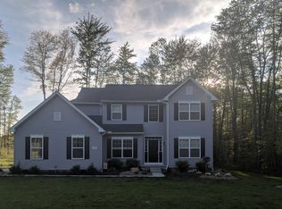 12925 E Point Dr, Mantua, OH 44255