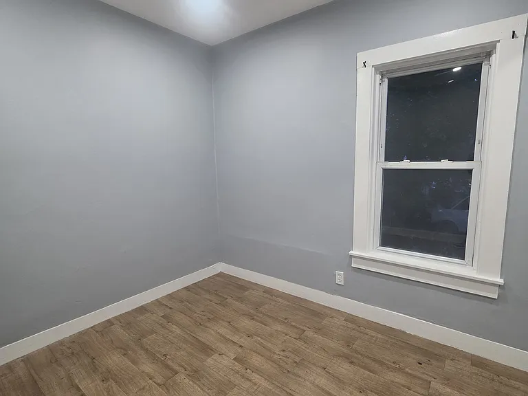 28 Elm Ave #1 — Photo 25