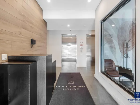 2222 Ocean Avenue image 12 of 19