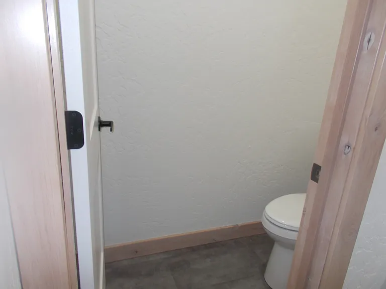 1186 Edington Ave — Photo 20