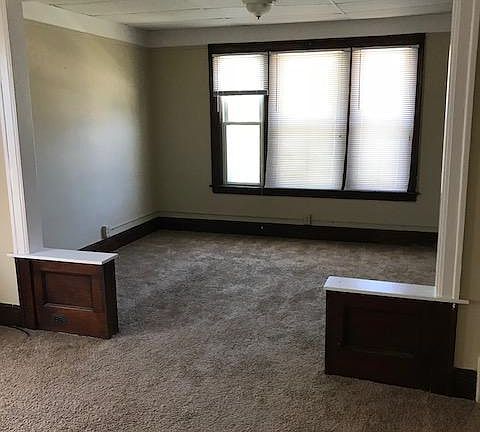 5th image of 256 1/2 Cass Ave