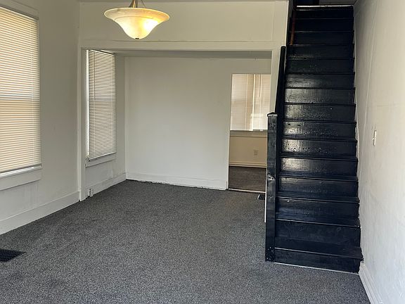2nd image of 406 S Gridley St