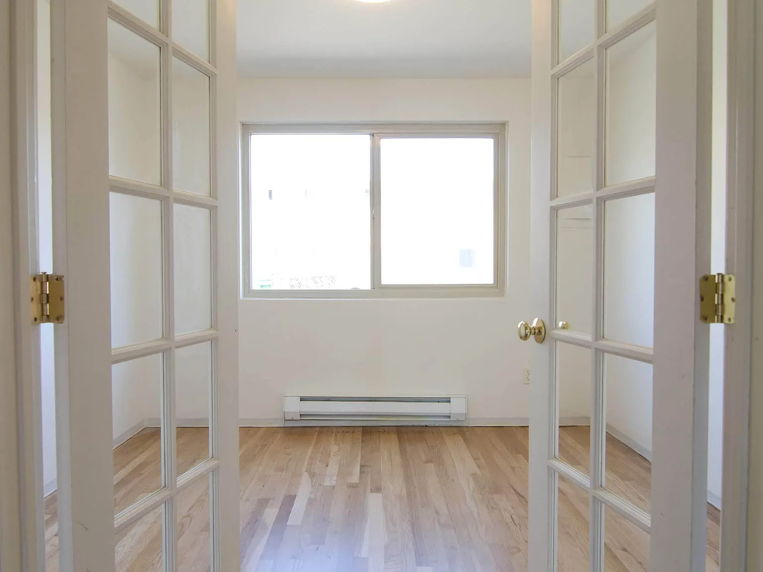 9208 9210 9212 Ashworth Ave N Seattle WA 98103 ACL — Photo 1