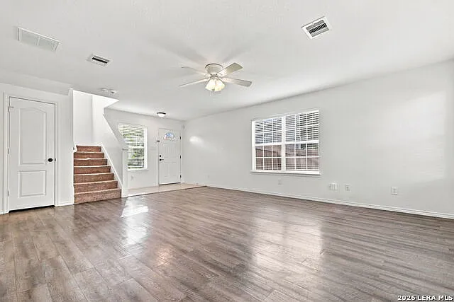 3 bed, 2.5 bath, 1879 sqft, $1,950 — Photo 4