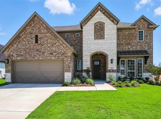 560 Flint Rd, Waxahachie, TX 75167