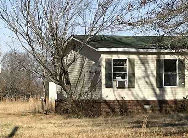 2nd image of 1850 Stafford Dr