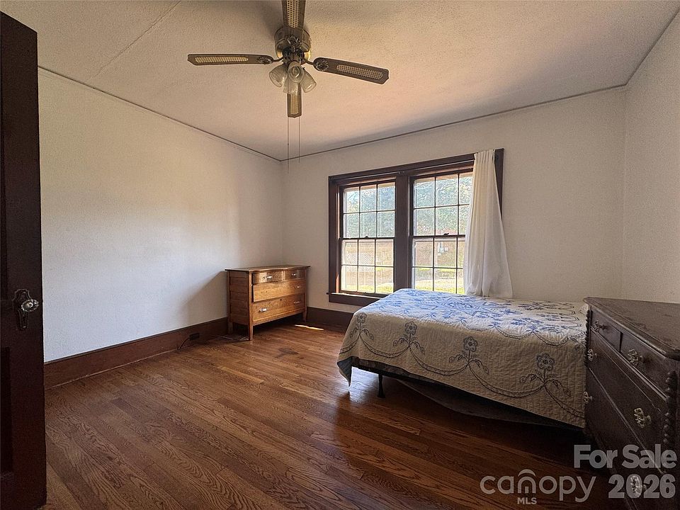 13th image of this home