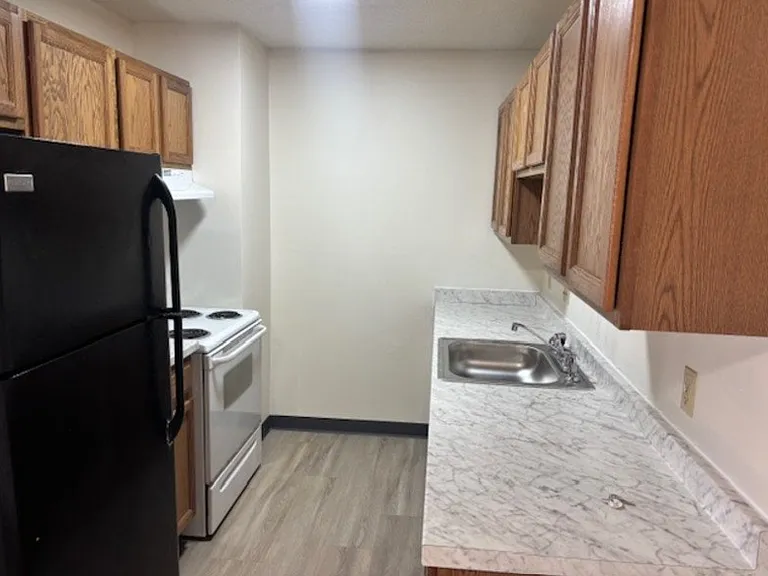 187 S National Ave #12 — Photo 9
