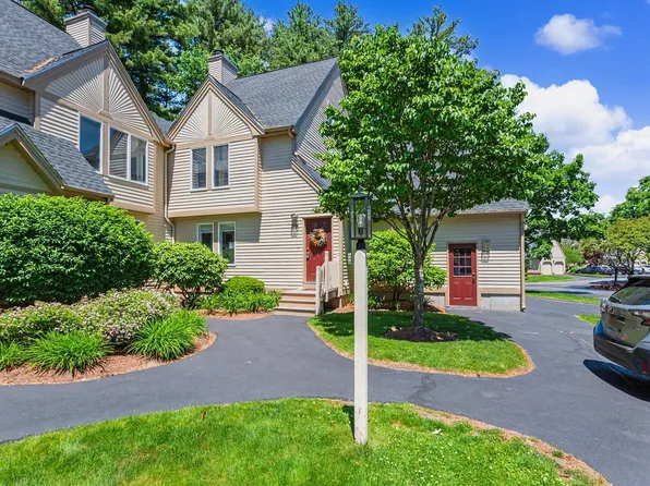 3 Salisbury Road, Nashua, NH 03064