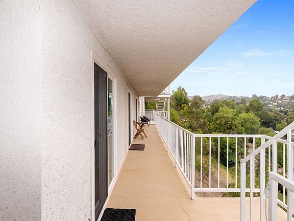3rd image of 5035 Escobedo Dr #1
