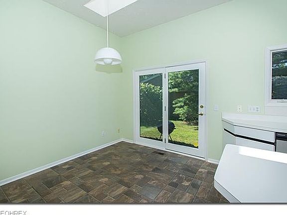 5th image of 33595 Wellingford Ct