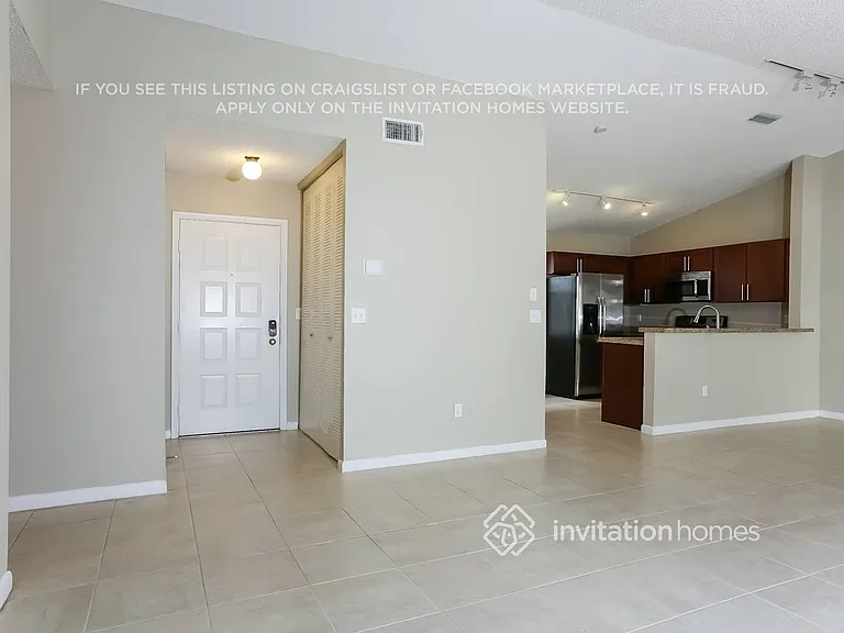9913 NW 9th Ct — Photo 9