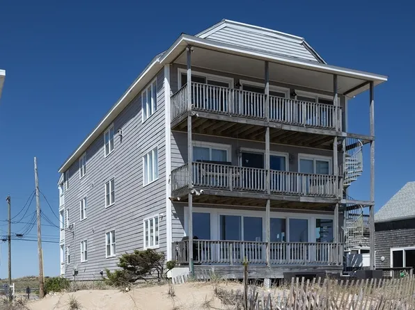 183 Atlantic Ave #3, Salisbury, MA 01952