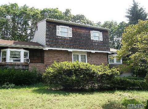 1st image of 72 Sheryl Cres