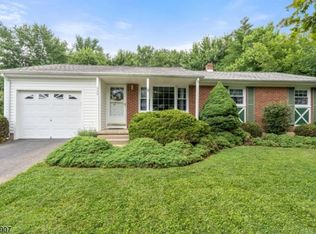 809 Youngs Rd, Phillipsburg, NJ 08865