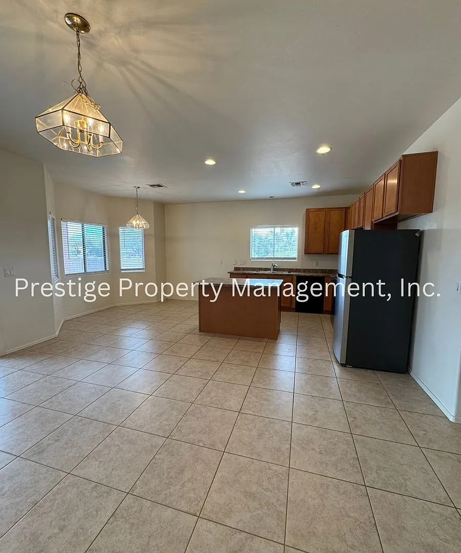 Building Photo - 6739 S Placita Segovia