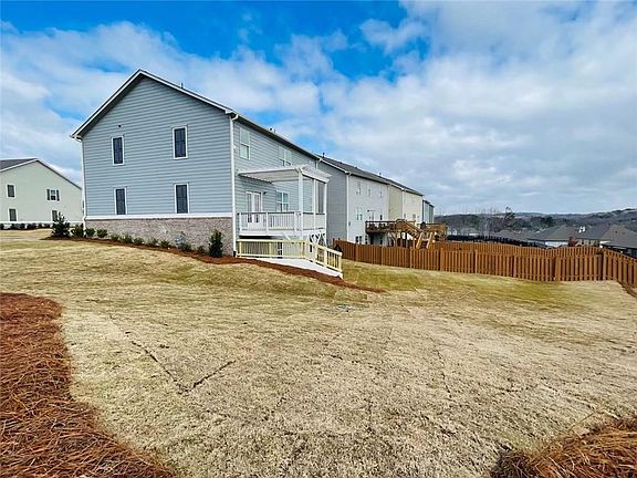 2nd image of 6716 Scarlet Oak Way