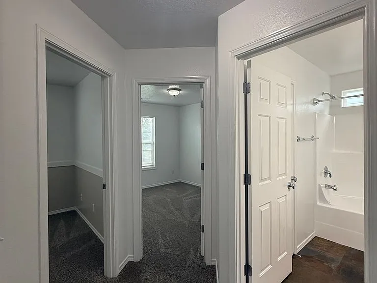 1709 W 30th Ave — Photo 9