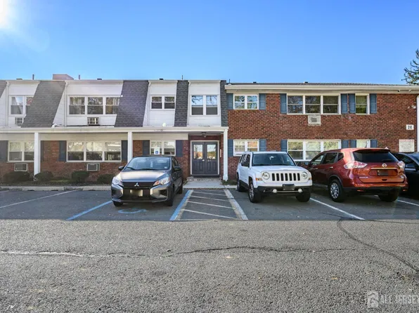 24 Woodedge Ave APT 7, Edison, NJ 08817