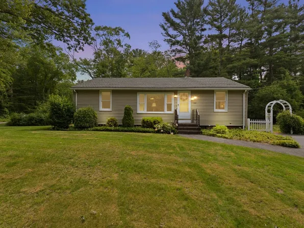 385 Norton Ave, Taunton, MA 02780