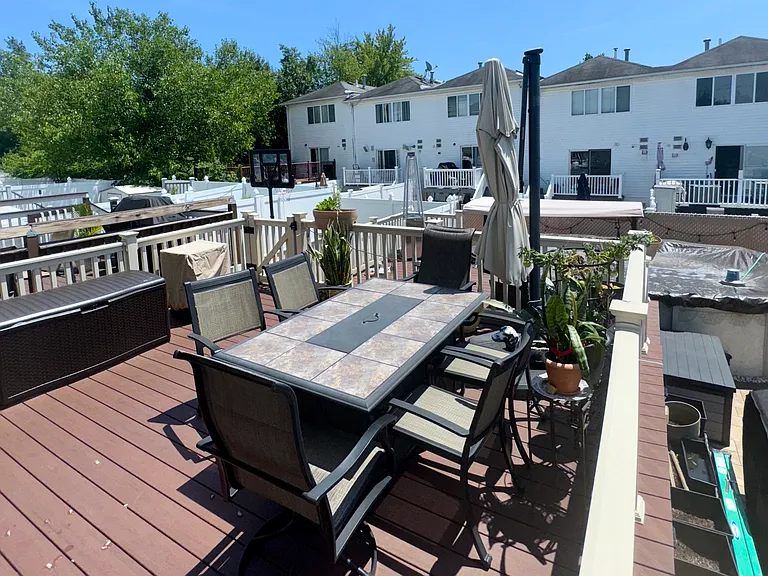 62 Poplar Ave #1 — Photo 27