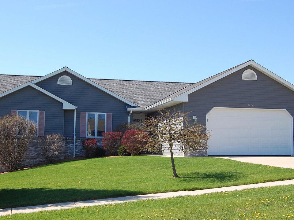 1st image of 1312 Wolf Dr
