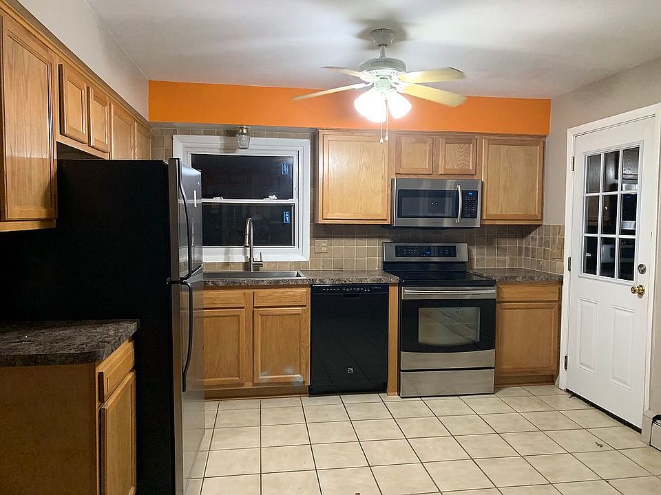 Apt 4 Kitchen