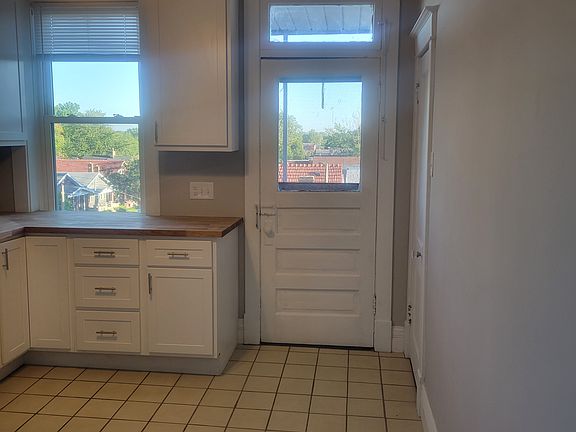 3rd image of 5604 S Kingshighway Blvd Floor 2