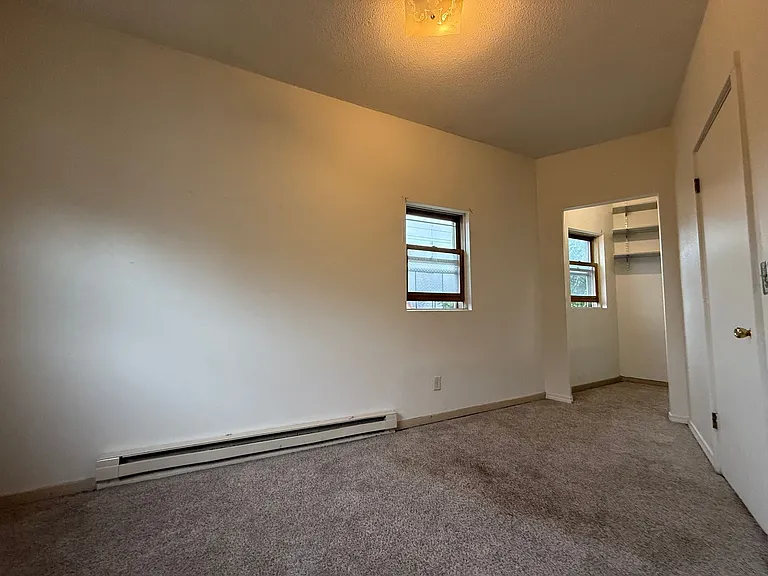 3962-3964 3966 Minnehaha Ave — Photo 9
