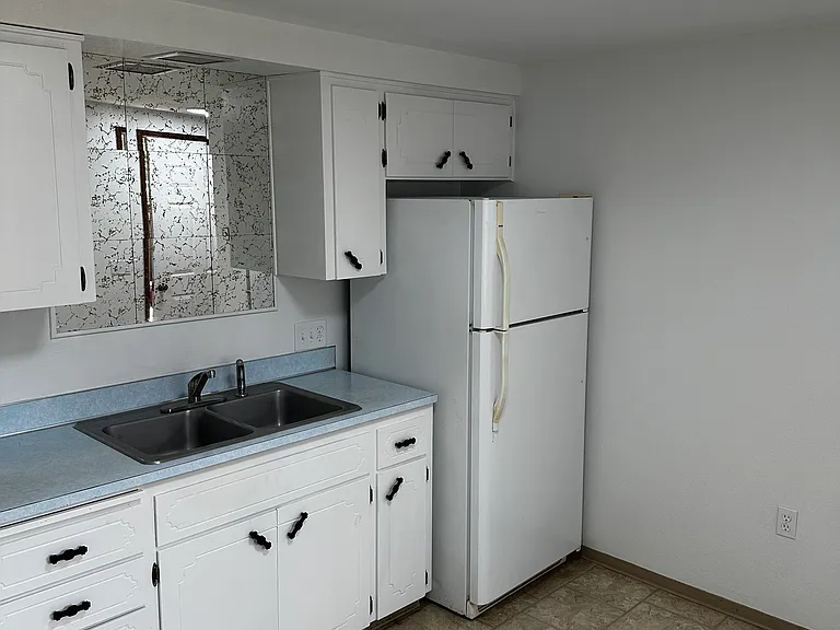 304 S Mill St #1 — Photo 3