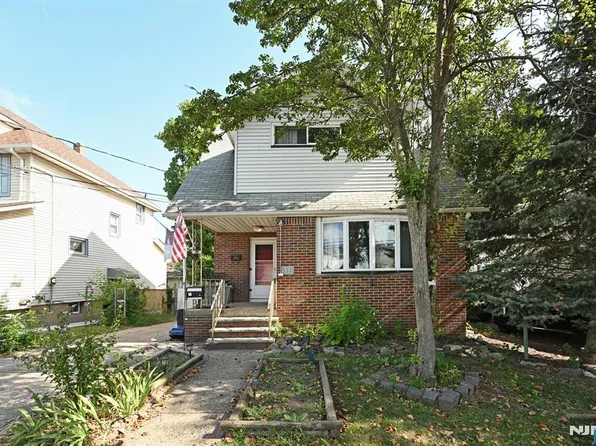 533 Kingsland Ave, Lyndhurst, NJ 07071