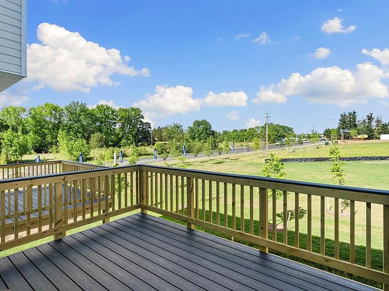 16502 Green Glade Dr — Photo 14