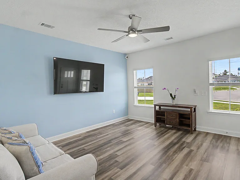 16 Crawford Ct NE — Photo 4