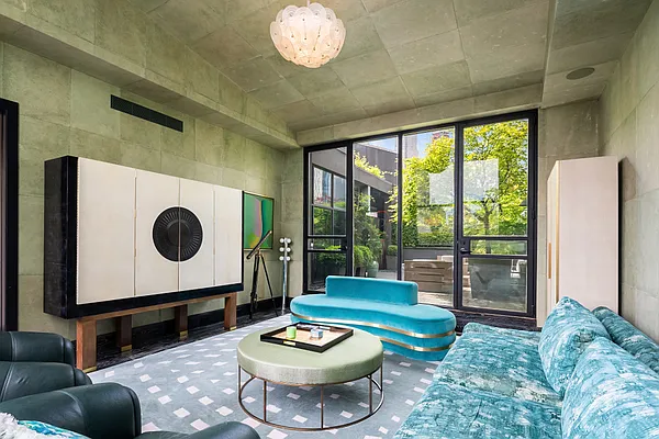 Rented by Compass | media 2