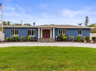 301 71st St S, Saint Petersburg, FL 33707