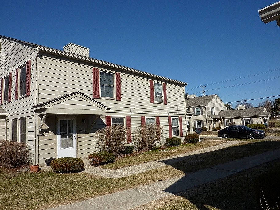 1st image of 2633 Thornbrier Ct #4-B