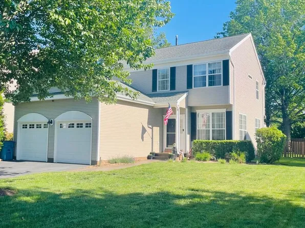75 Manley Rd, Pennington, NJ 08534