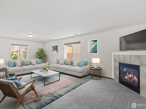 2nd image of 1709 202nd Street E
