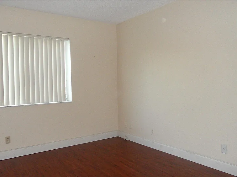 10709 Cleary Blvd #304 — Photo 11