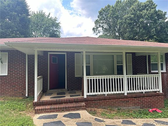 4th image of 2300 Arbor Dr