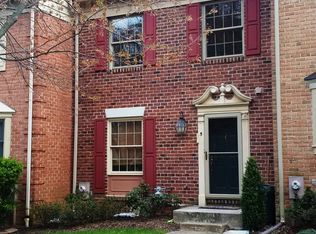 5 Victoria Falls Ct, Sparks, MD 21152